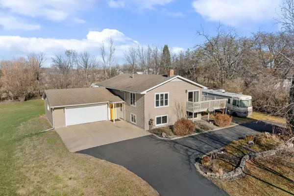 14435 Woodville Drive, Waseca, MN 56093