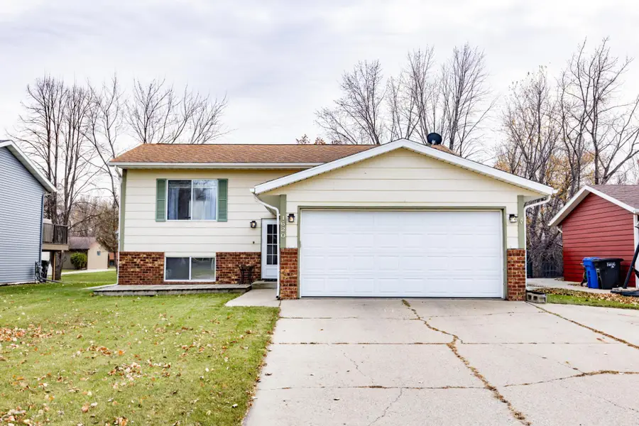 1620 36th Avenue S, Fargo, ND 58104 - Image #2