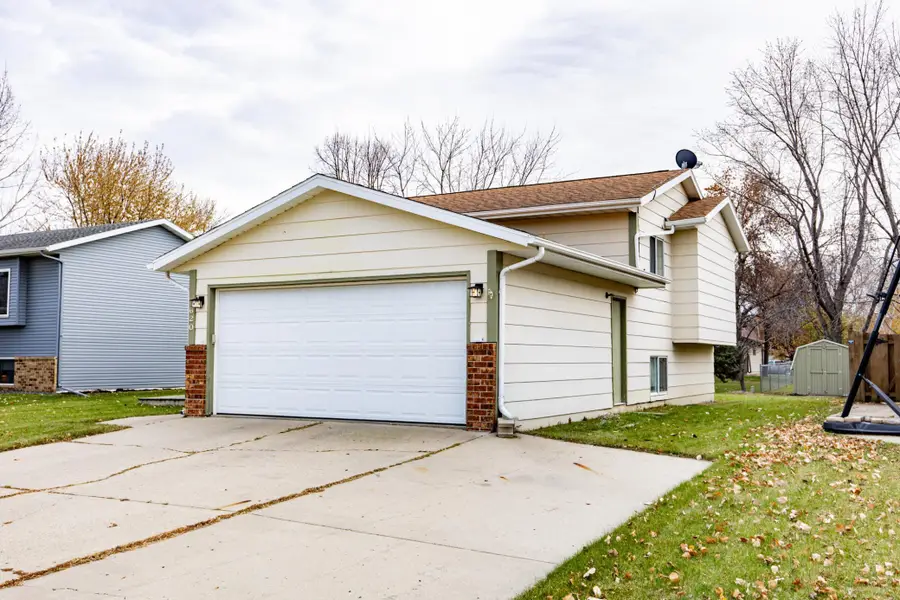 1620 36th Avenue S, Fargo, ND 58104 - Image #3
