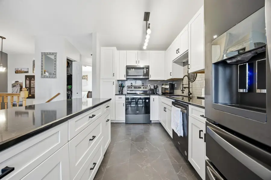 3026 32nd Street S, Fargo, ND 58103 - Image #2