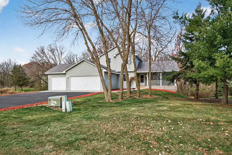 7004 256th Street, Wyoming, MN 55092 - Image #2