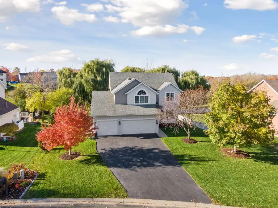 8918 Horizon Drive, Shakopee, MN 55379 - Image #2