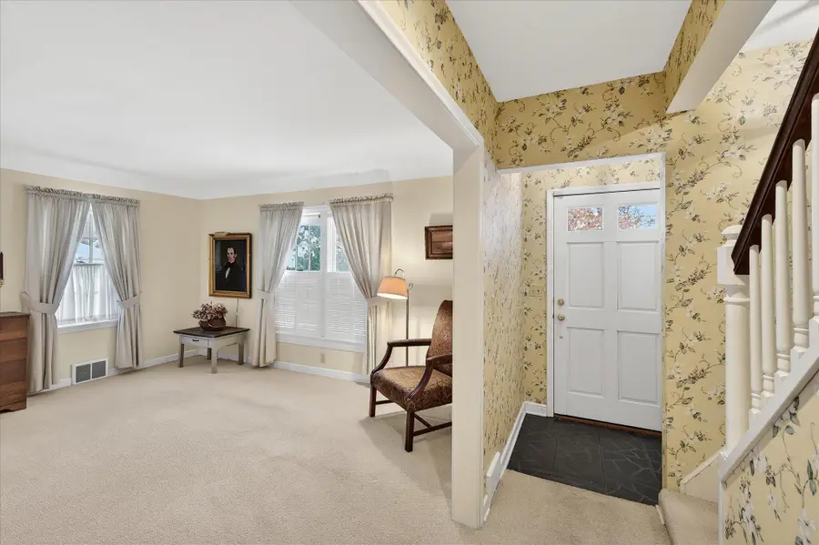 2218 Mount View Avenue, Minneapolis, MN 55405 - Image #2