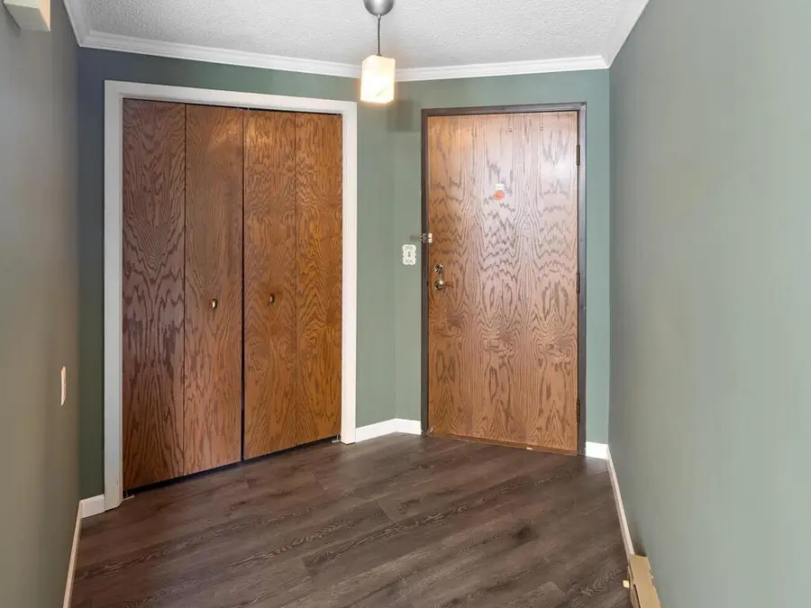 1580 Wheelock Lane #104, Saint Paul, MN 55117 - Image #3