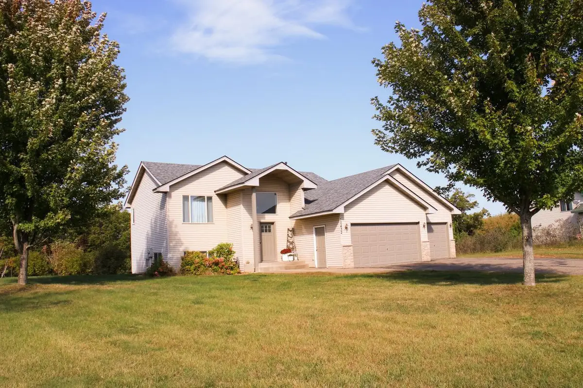 10432 287th Avenue Nw, Zimmerman, MN 55398 - Image #1