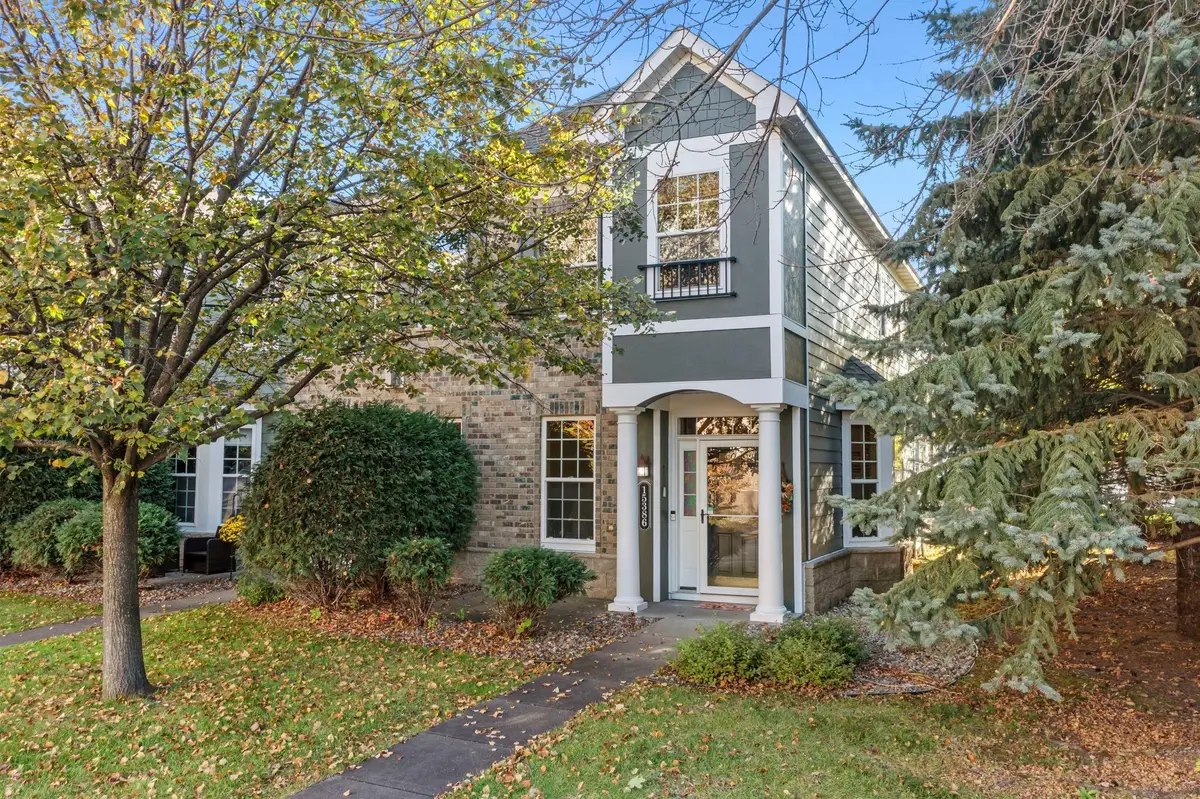 15386 Founders Lane #805, Apple Valley, MN 55124 - Image #1