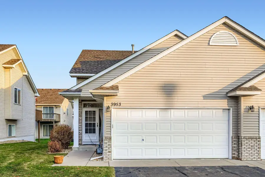 3953 124th Avenue Nw, Coon Rapids, MN 55433 - Image #2