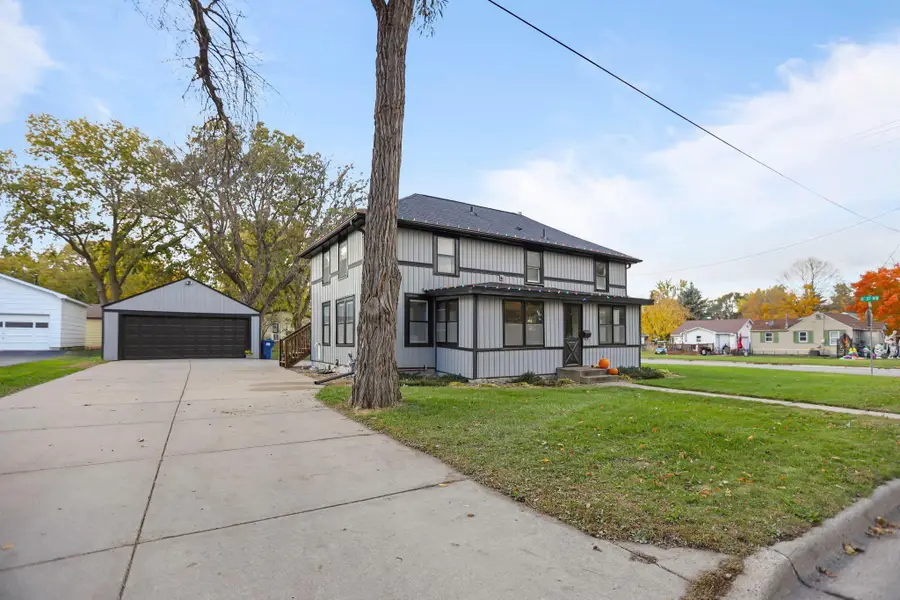 726 7th Avenue Nw, Faribault, MN 55021 - Image #3