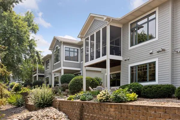 8117 Xerxes Circle, Minneapolis, MN 55431