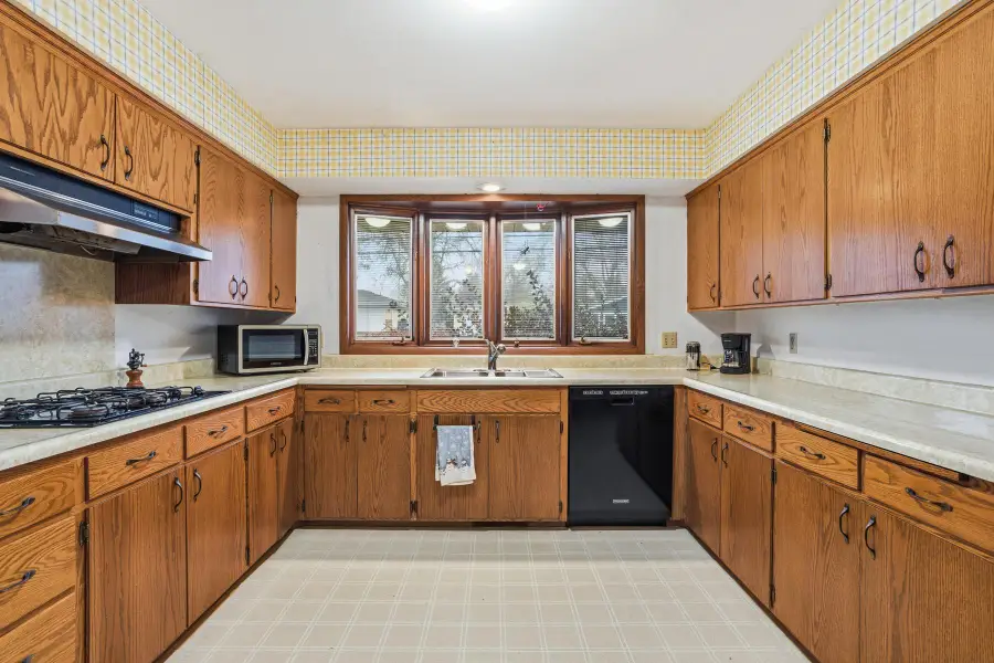 601 E 103rd Street, Minneapolis, MN 55420 - Image #2