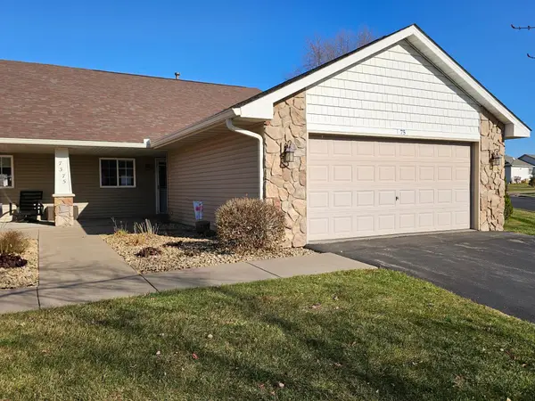 75 Crown Pte, Hudson, WI 54016