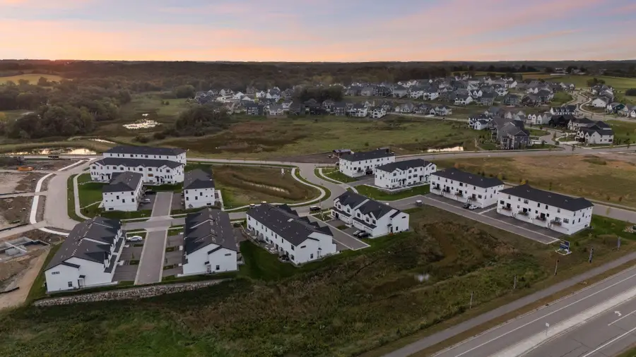 10330 Birchwood Circle, Chaska, MN 55318 - Image #3