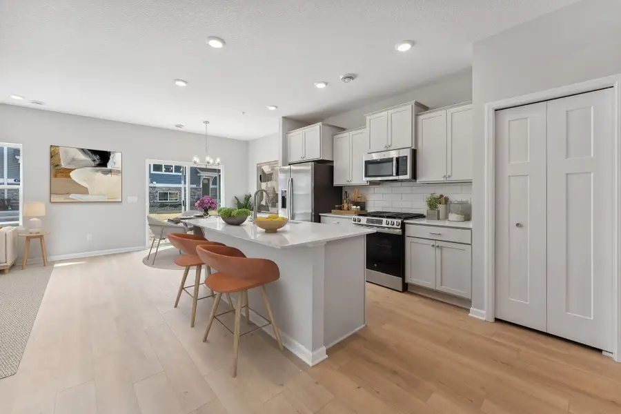 10328 Birchwood Circle, Chaska, MN 55318 - Image #2