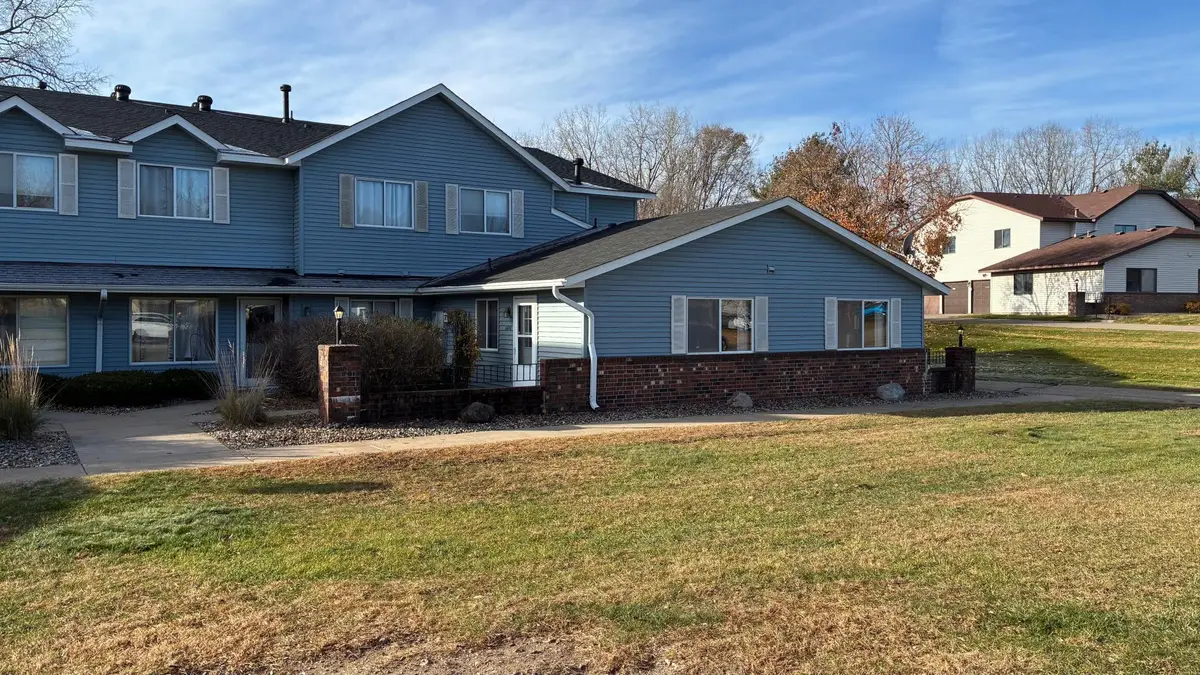1640 Helena Road N, Oakdale, MN 55128 - Image #1