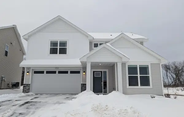 3906 Heath Avenue N, Oakdale, MN 55128