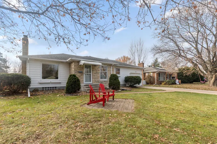 2908 30th Avenue Ne, Minneapolis, MN 55418 - Image #2