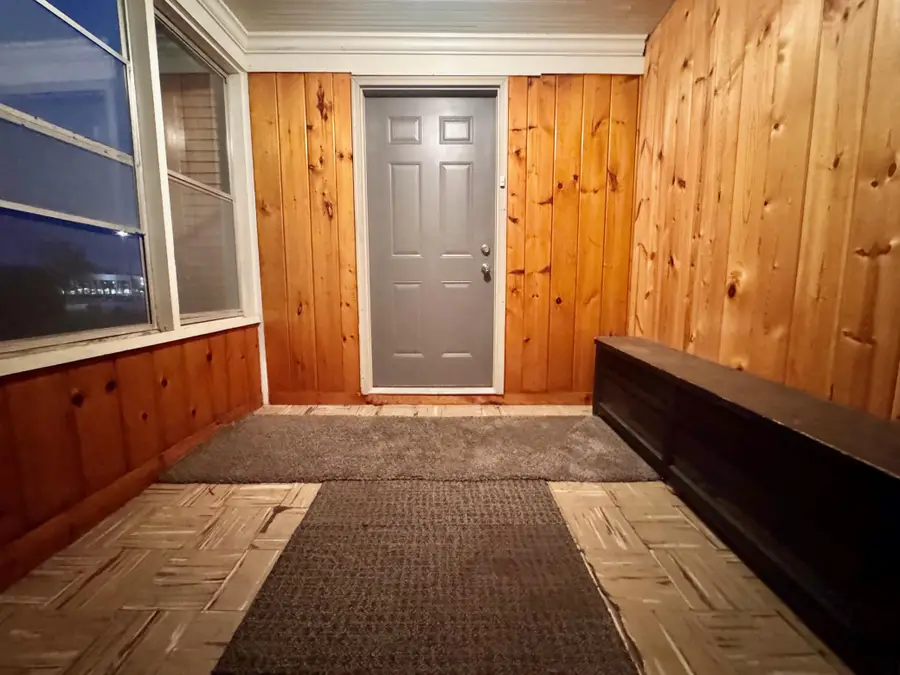 205 W Marshall Street, Marshall, MN 56258 - Image #2