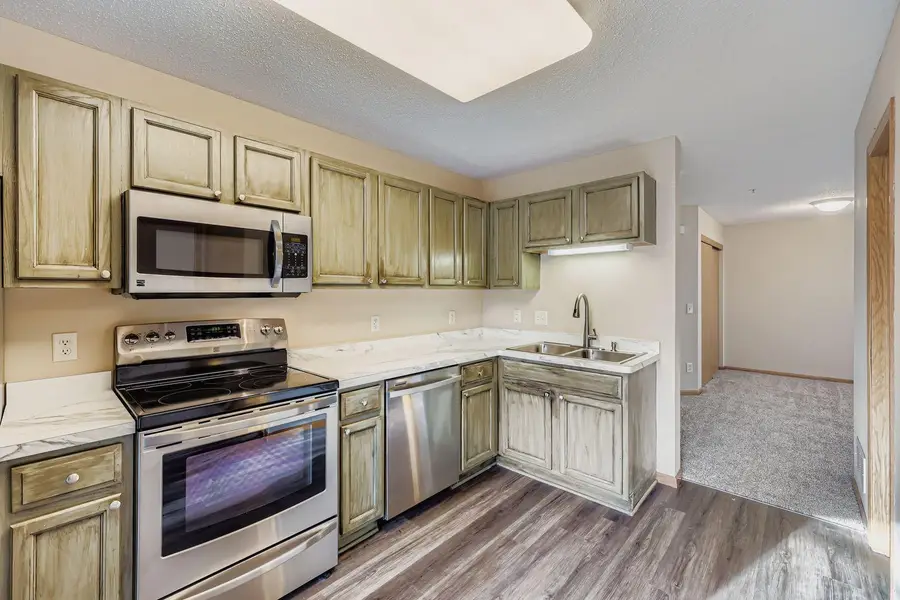 7642 Arboretum Village Place, Chanhassen, MN 55317 - Image #2