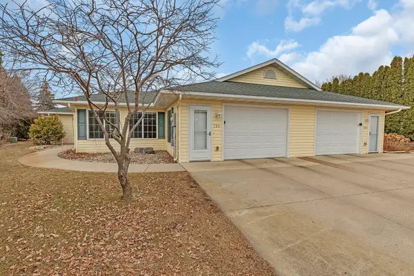 730 Alldon Park Drive, Paynesville, MN 56362