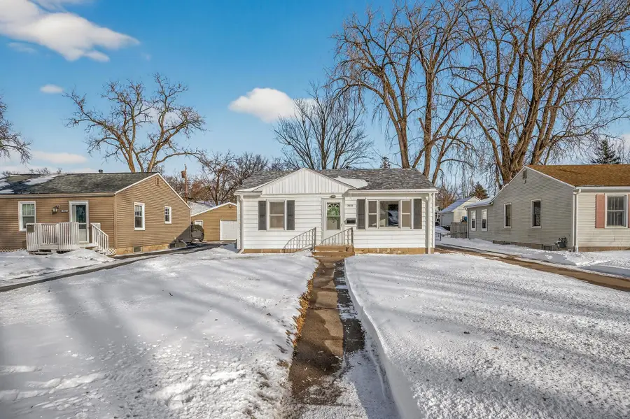 3533 Wyoming Avenue S, Minneapolis, MN 55426 - Image #2