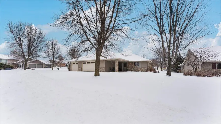 811 Westland Street, New London, MN 56273 - Image #2