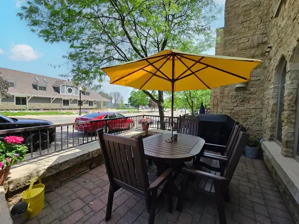 650 Main Street N #B05, Stillwater, MN 55082