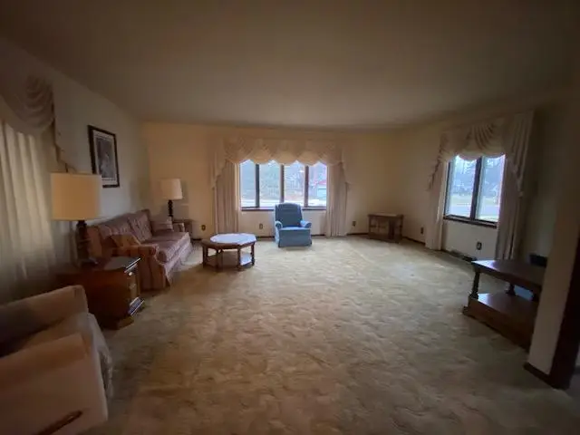 305 4th Street Sw, Pine Island, MN 55963 - Image #3