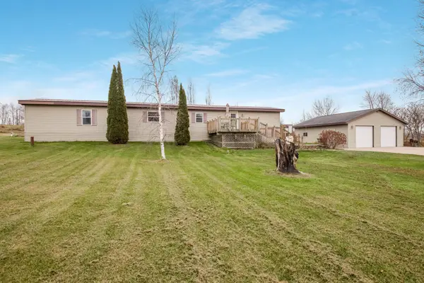 3 27 7/8 Street, New Auburn, WI 54757