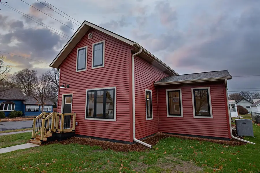 602 8th Street E, Winona, MN 55987 - Image #2