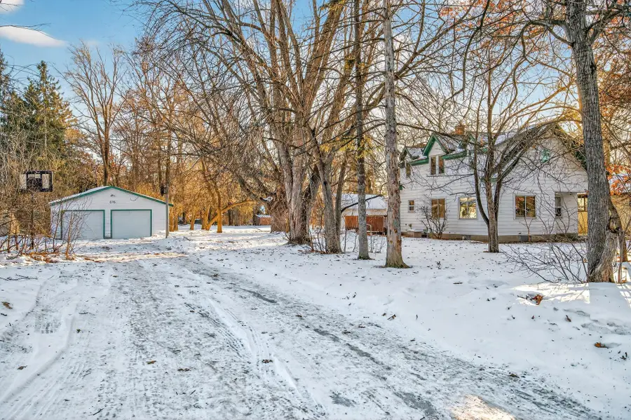 676 Birch Lane S, Saint Paul, MN 55126 - Image #2