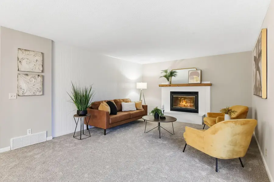 144 Avignon Court #13, Woodbury, MN 55125 - Image #3