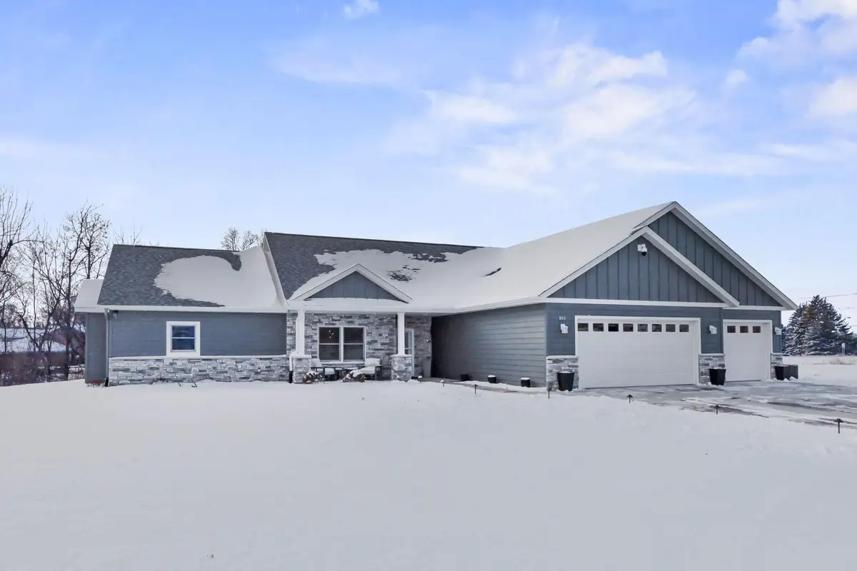 804 Mitchell Court, Glencoe, MN 55336 - Image #1