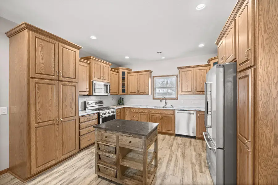 804 Mitchell Court, Glencoe, MN 55336 - Image #3