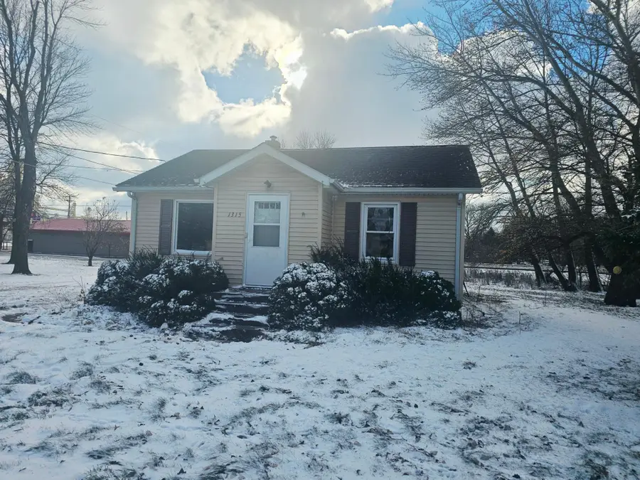 1315 11th Avenue, Clarkfield, MN 56223 - Image #2