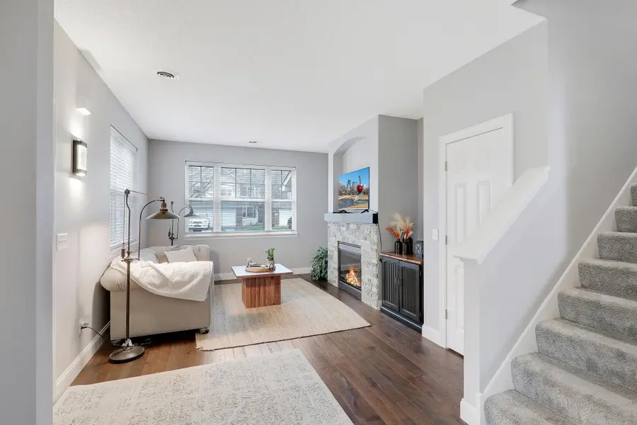 20330 Kensfield Trail #1504, Lakeville, MN 55044 - Image #2