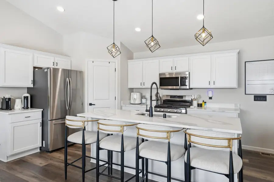 6886 102nd Street S, Cottage Grove, MN 55016 - #3