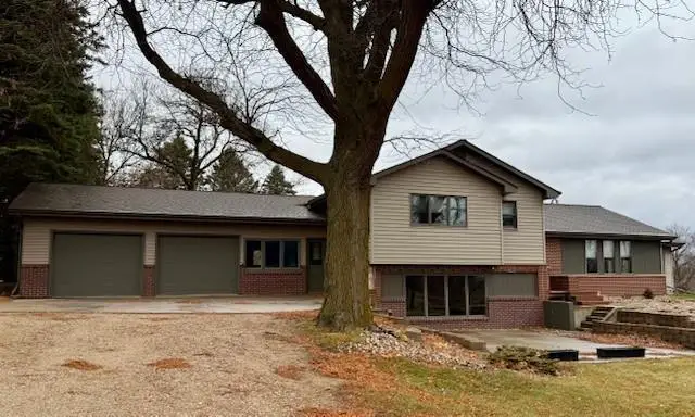 45722 County Road 15, Windom, MN 56101 - Image #2