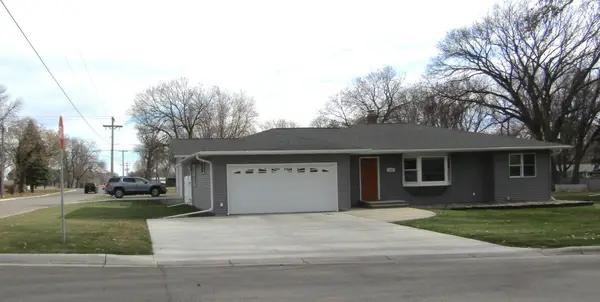 1520 N 6th Street, Montevideo, MN 56265