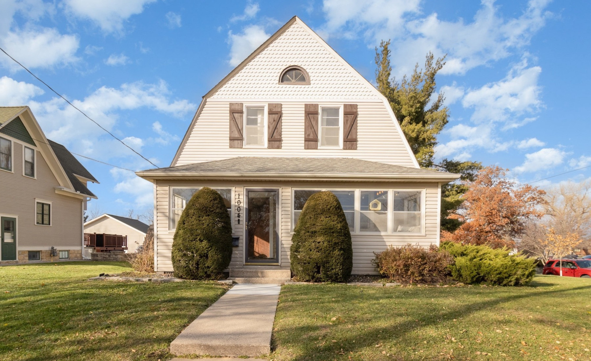 1004 College Avenue, Red Wing, MN 55066 - Image #1