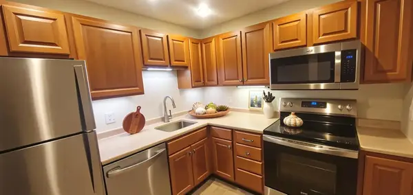 3155 Coachman Road #408, Saint Paul, MN 55121