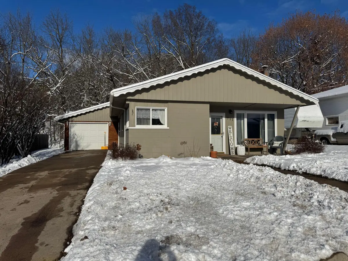 711 E Grandview Avenue, Rushford, MN 55971 - Image #1