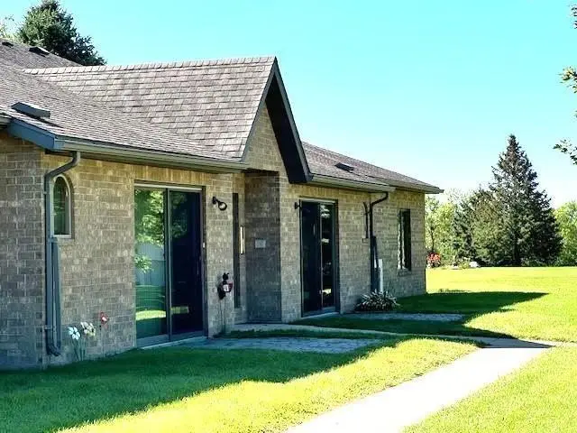 300 10th Avenue Se #101, Pelican Rapids, MN 56572 - Image #1