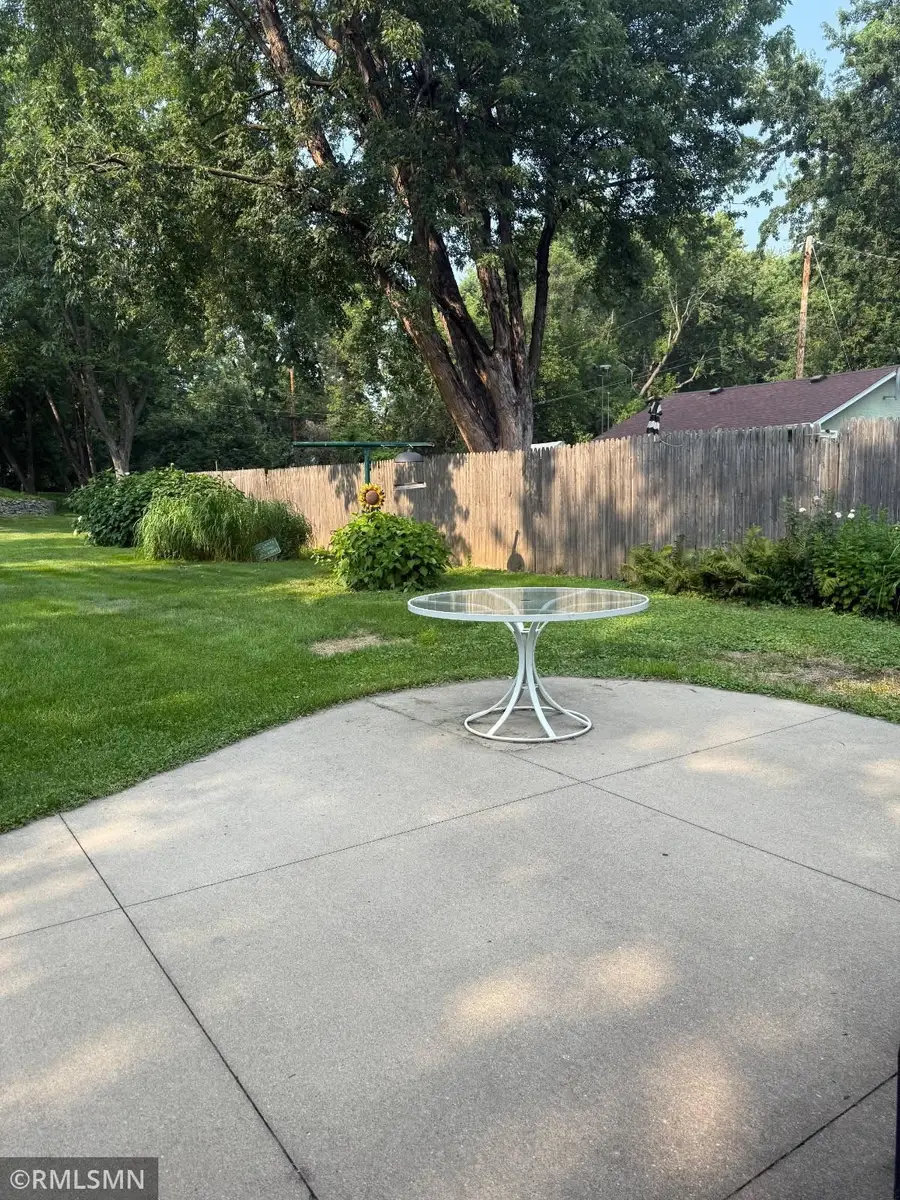 2061 Arlington Avenue E, Saint Paul, MN 55119 - Image #3