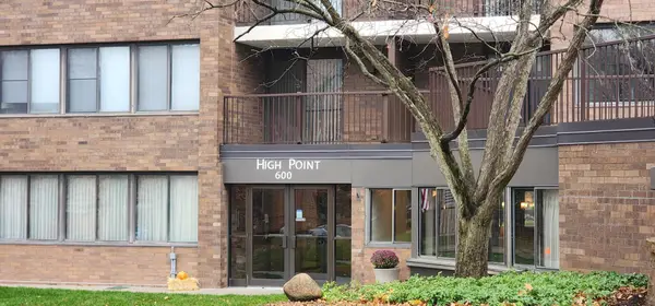 600 4th Street Sw #104, Rochester, MN 55902