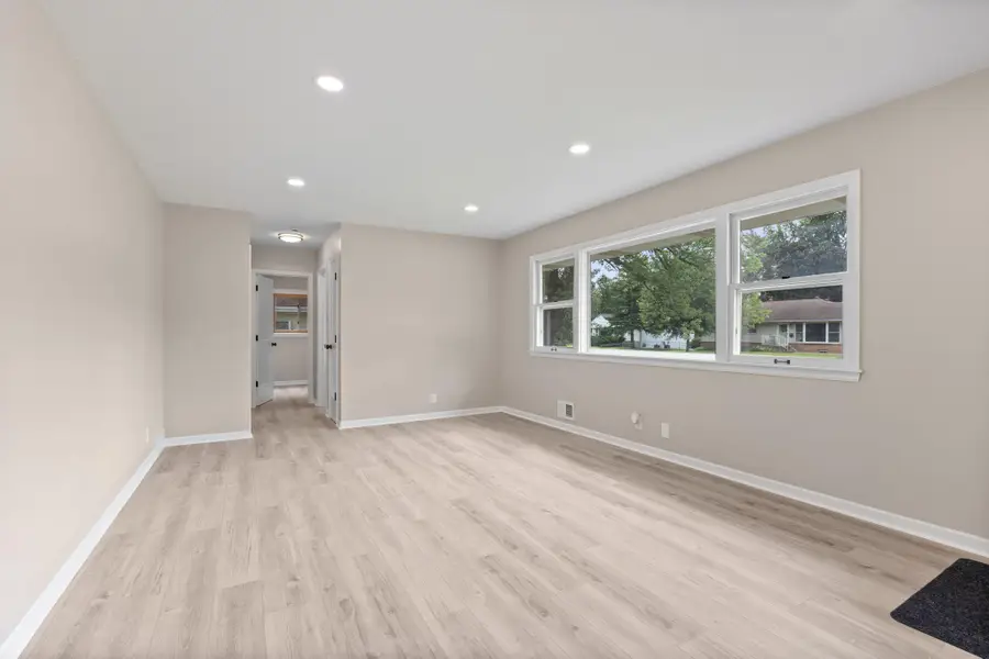 5808 Pearson Drive, Brooklyn Center, MN 55429 - Image #3