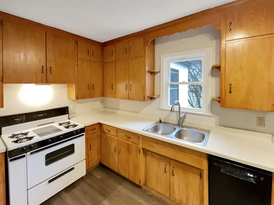 2022 English Street, Saint Paul, MN 55109 - Image #3