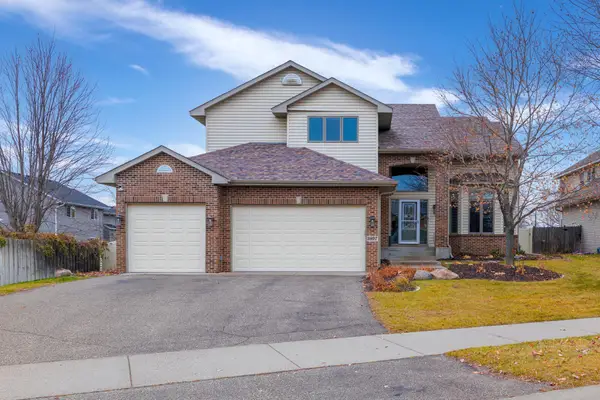 9807 Almond Avenue N, Minneapolis, MN 55443