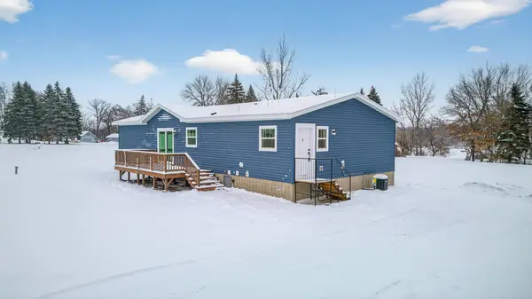 18980 Island View, Mora, MN 55051
