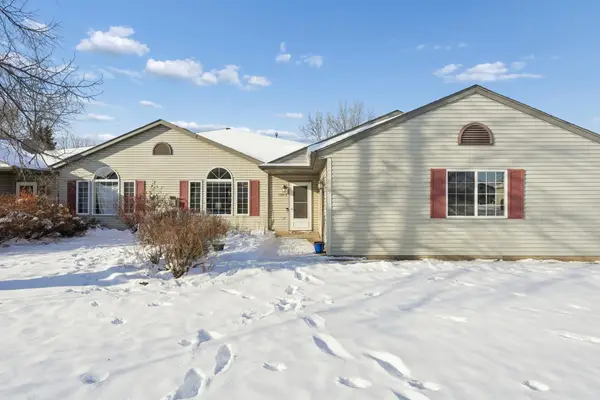 1324 Carriage Drive #B, Hudson, WI 54016