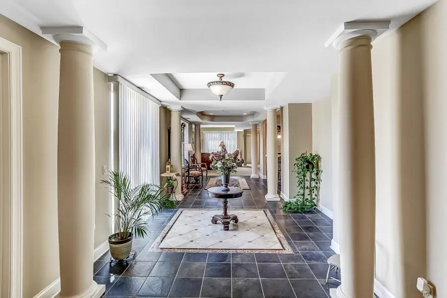 1070 Grandview Court Ne #405, Columbia Heights, MN 55421 - #3